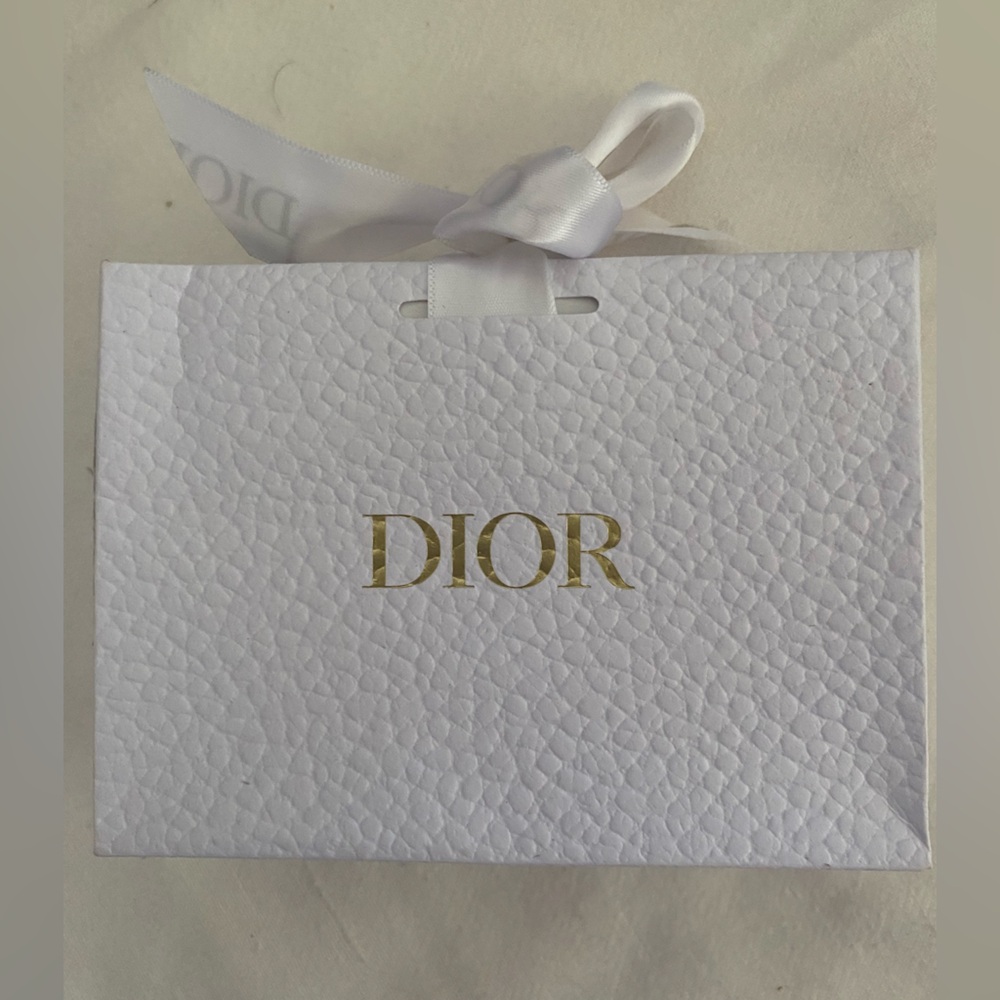 Dior Jadore Sample Set Dior Lip Care in a Dior Gift Bag White and Gold Elegance - Picture 6 of 7